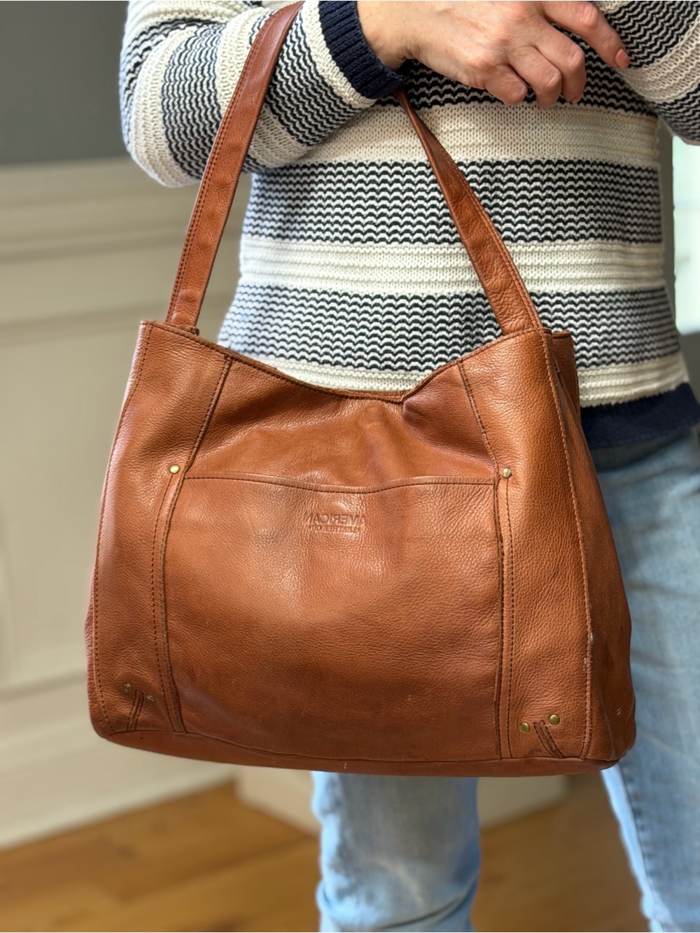 American Leather Co. Boho Buttery Soft Brown Leather Shoulder Bag 2010s (GUC)